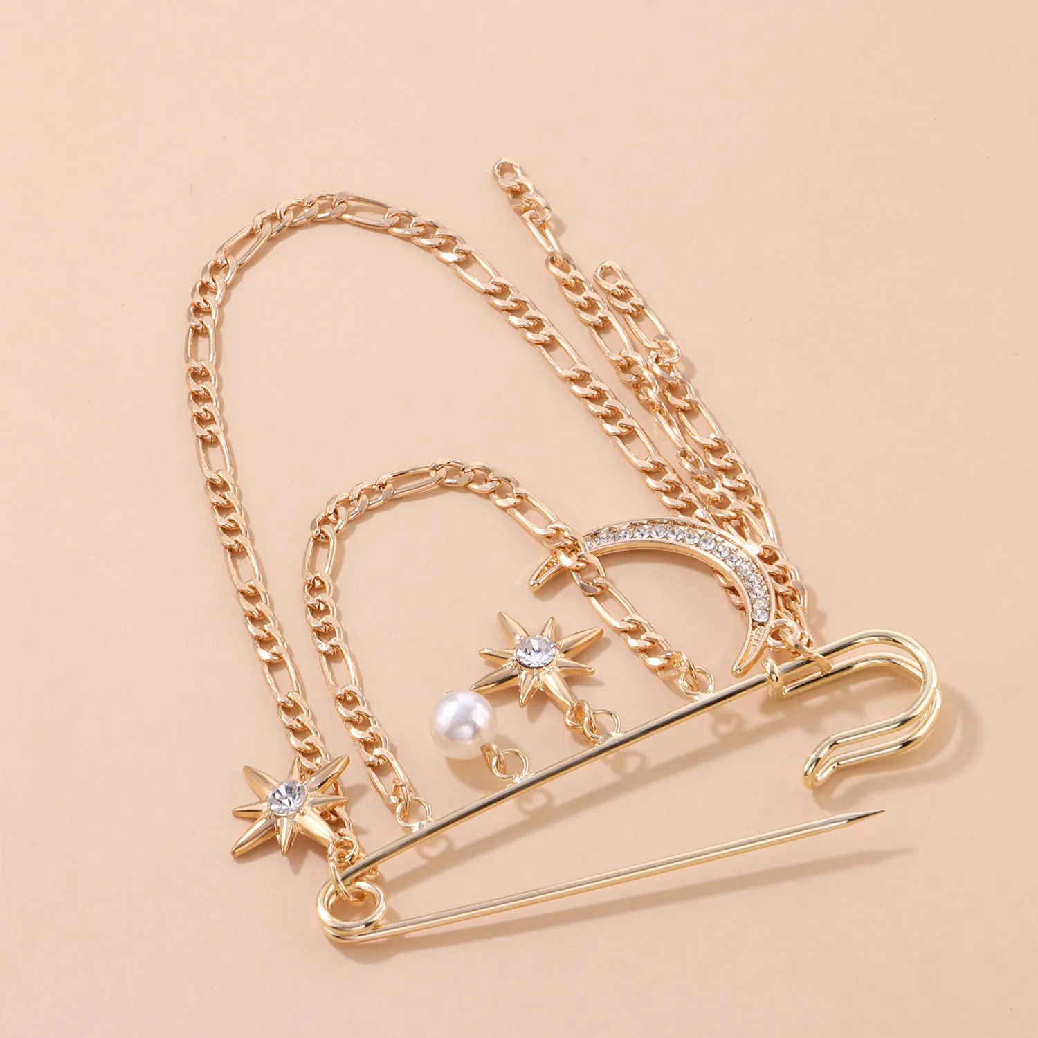 Cross border jewelry light luxury full diamond crescent star shaped brooch women's new metal chain pearl pin accessories