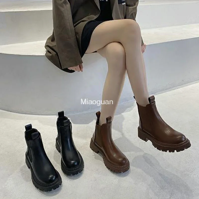 Women\'s Chelsea Boots Leather New Autumn Winter Fashion Woman Outwear Round Head Designer Ankle Boot Retro Ladies Platform Shoes