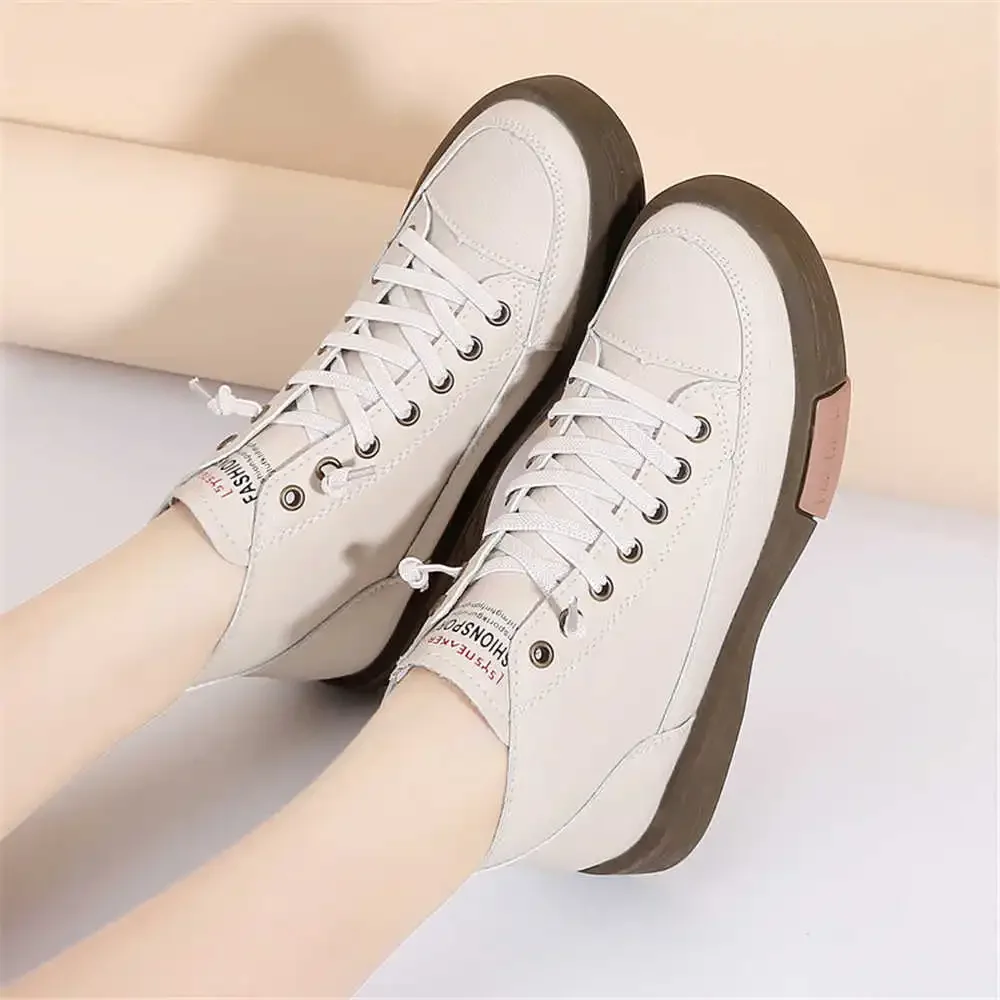 Beige Hip Hop Damenschuhe Modelle Sommer Basketball Damen Casual Sneakers Retro Sportmodell Neu in stilvoller Sapatilla