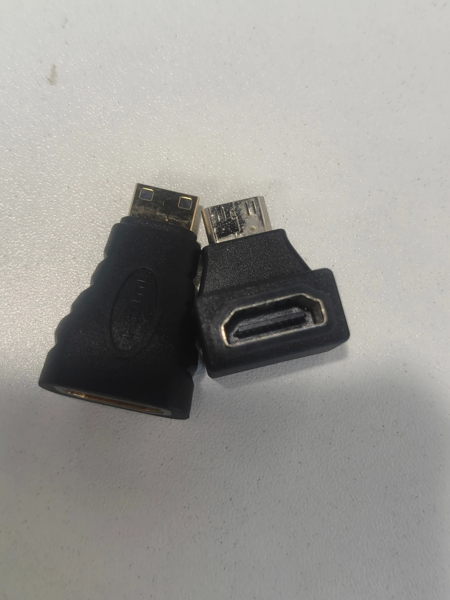 

Позолоченный 1080P мини-папа HDMI-совместимый стандартный HD-разъемный адаптер-удлинитель «мама-папа» F-M HDMI конвертер