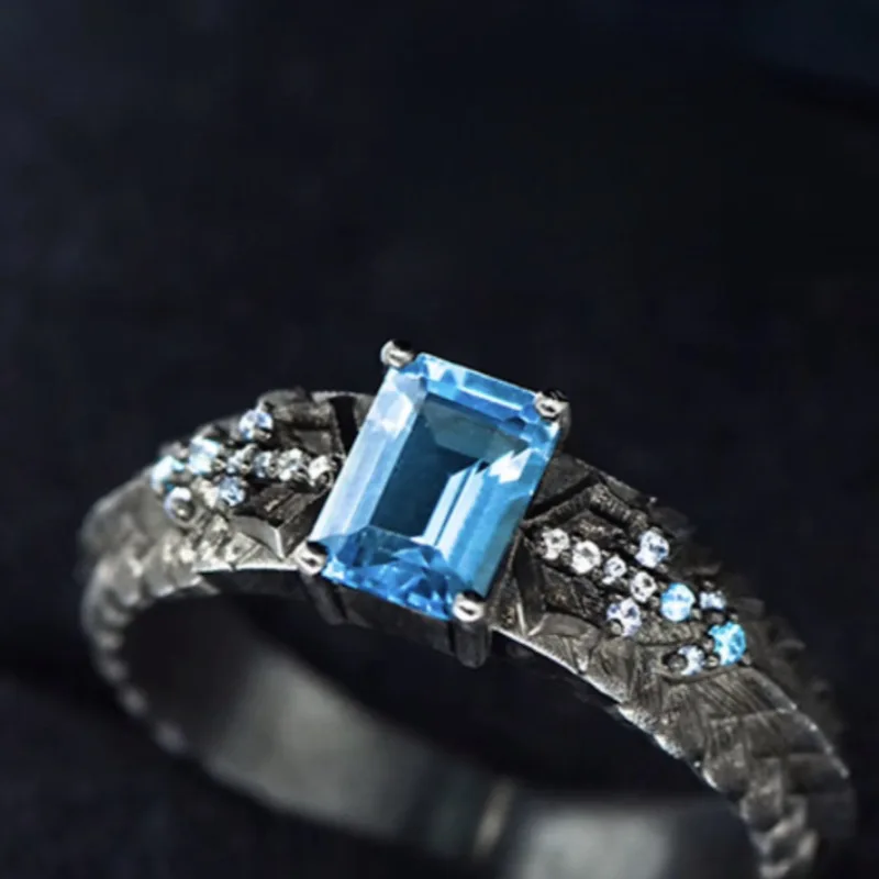 Devil May Cry Rings Woman Vergil Ring for Men Blue Rhinestone Accesorios Party Gift Fashion Trend Metal Cosplay Game Jewellery