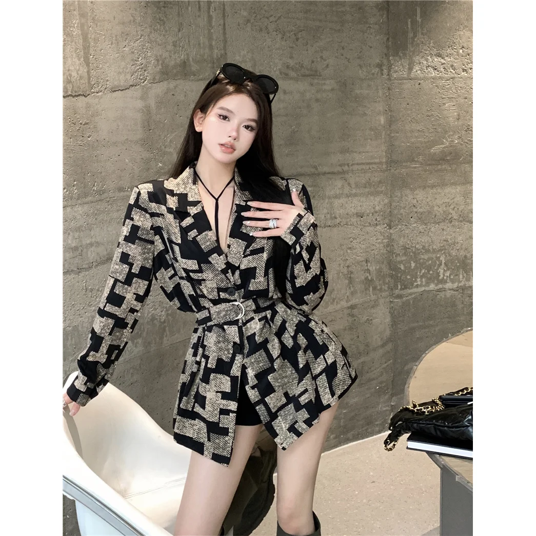 Women\'s Autumn New Style of Suit Jacket Niche Loose Waist Long Sleeved Suit Jacket Women\'s Spring and Autumn Jacket