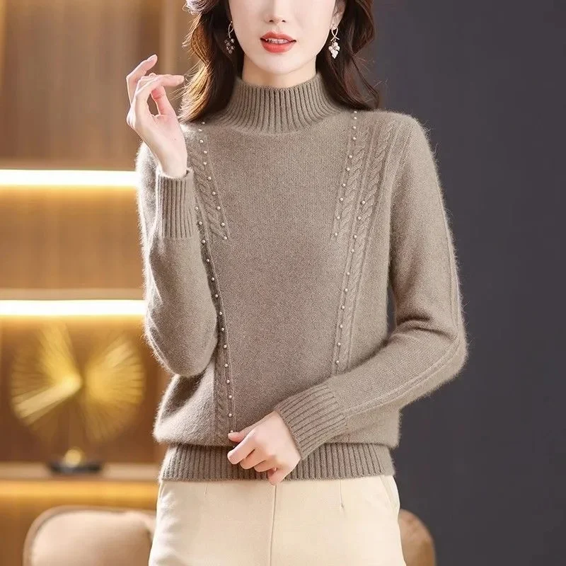 

New Autumn And Winter Loose Short Fashion With Thick Knitted Keep Warm Bottoming Shirt Women Semi-Turtle Neck Women's Sweater