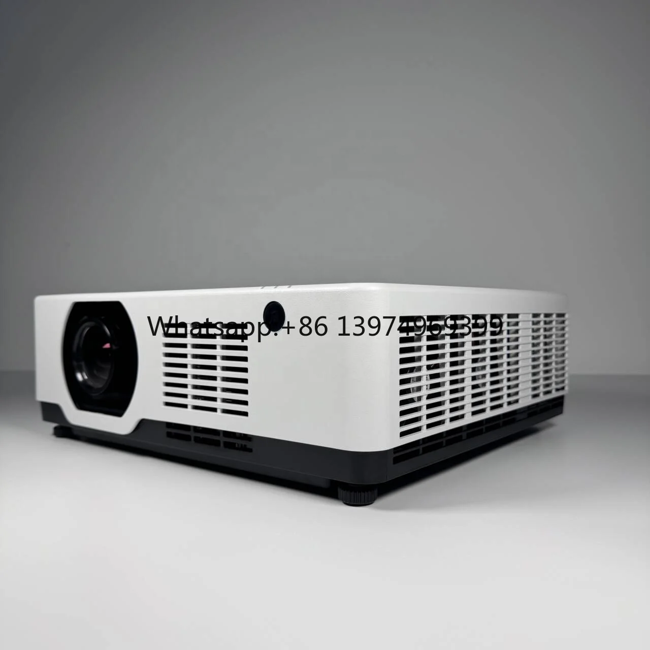 SMX 6500 Lumen 4K Laser Projector 3840x2160 Short Throw Laser Projector Mapping