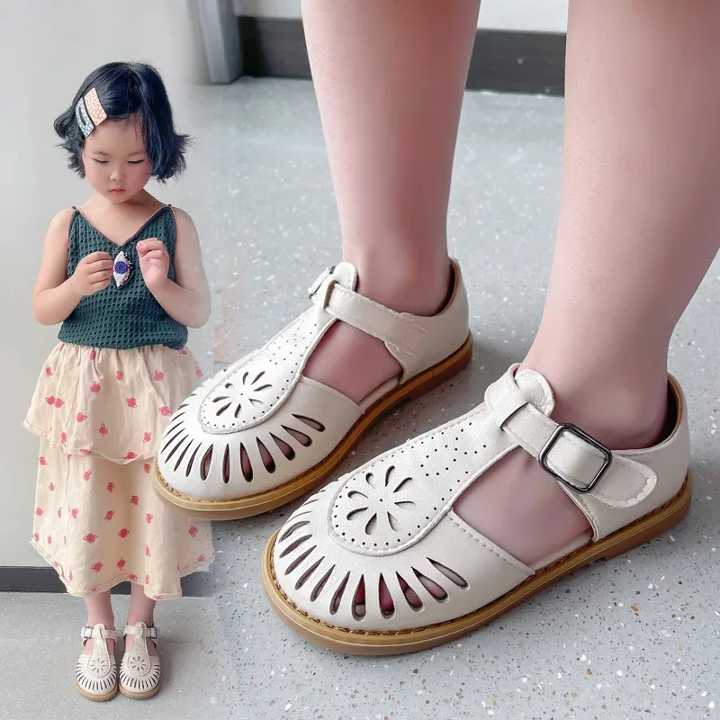 Girls Half Sandals 2024 Spring Summer British Style Children Beach Shoes Cut-outs Kids Flat Shoes Sandals 22-36 Princess Vintage