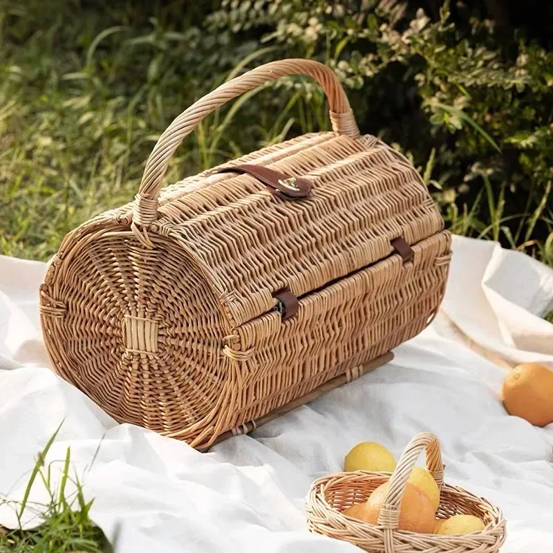 Picnic Basket Hamper Bulk Storage Baskets with Lid 4 Persons