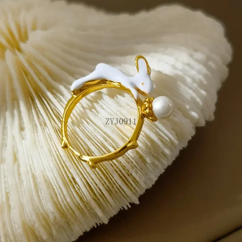 แฟชั่นเครื่องประดับสําหรับผู้หญิงสีขาวกระต่ายหวานคุณภาพสูงแหวนโลหะสําหรับของขวัญ Party Party ขายร้อนอุปกรณ์เสริม Dropshipping