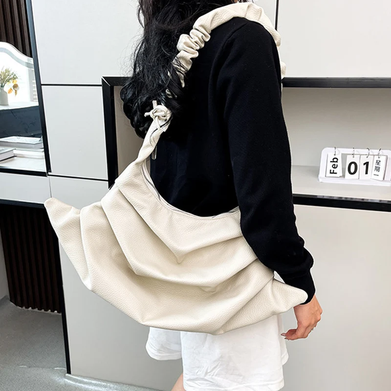 

Personalized Pleated Soft PU Handbag Women Large Capacity Travel One Shoulder Crossbody Bags Versatile Commute Underarm Bag