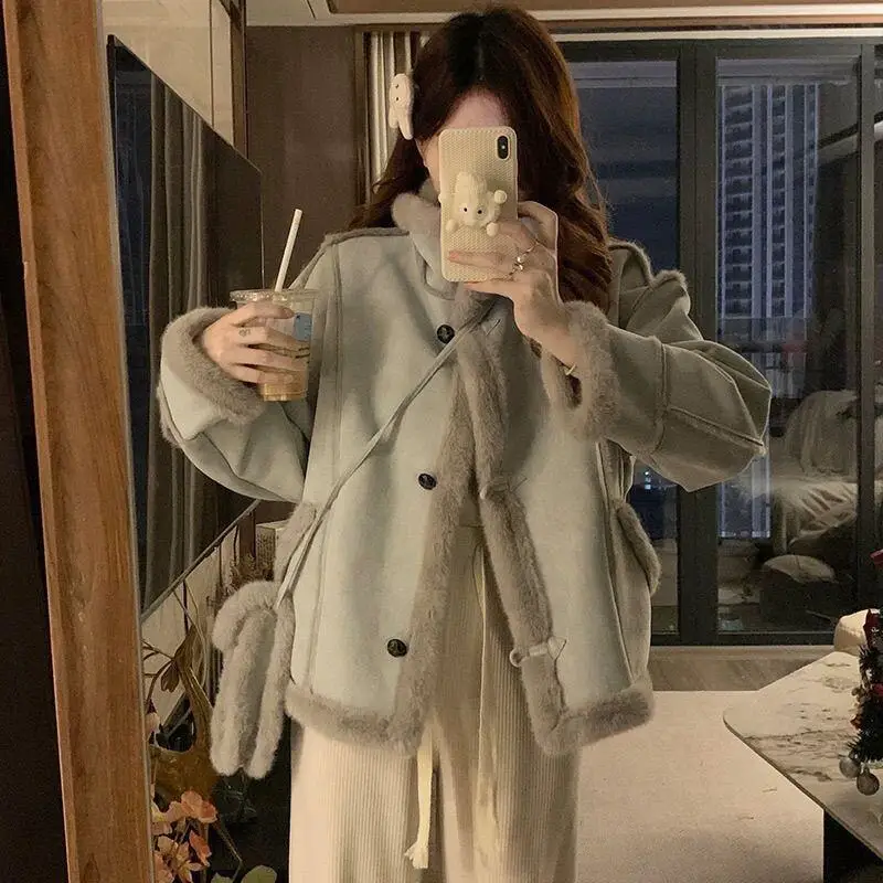 Women's Padded Jacket Outdoor Daily Wear Lamb Wool Short Coat Women Winter 2025 New Fleece Lined Thickened Warm Cotton Jacket