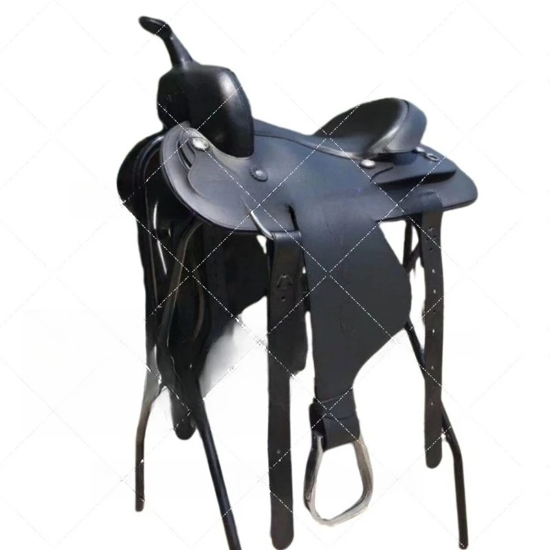 

Full set of saddles, saddle with chest strap Equestrian sports