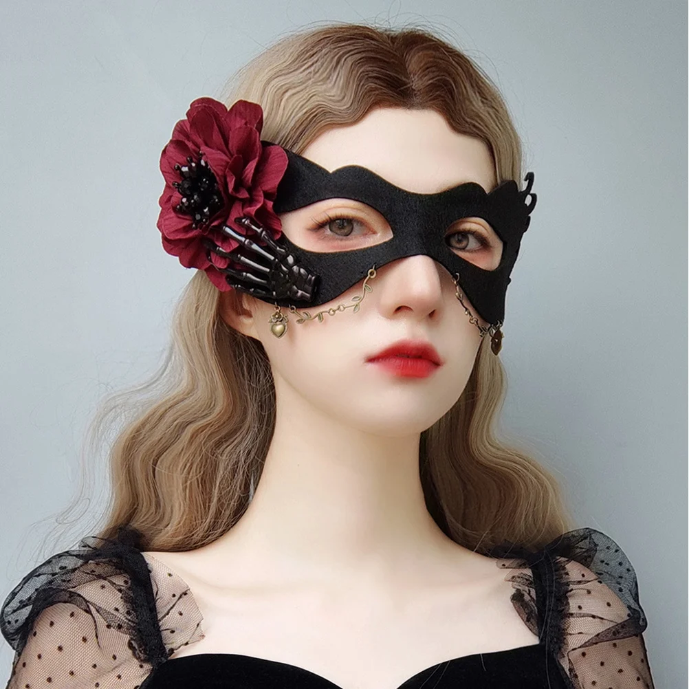 

1Pcs Halloween Half Face Mask Adjustable Strap Party Cosplay Women Masquerade Mask Dancing Party Masks