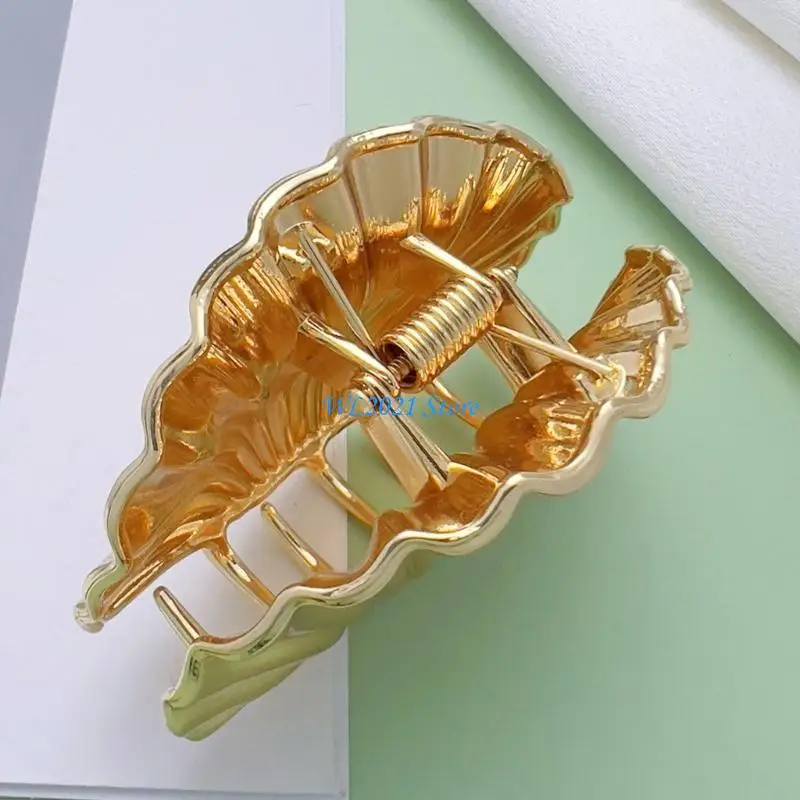 

G5GC Gold Color Seashells Hair Claw Clip for Women Daily Use Elegant Hair Accessory