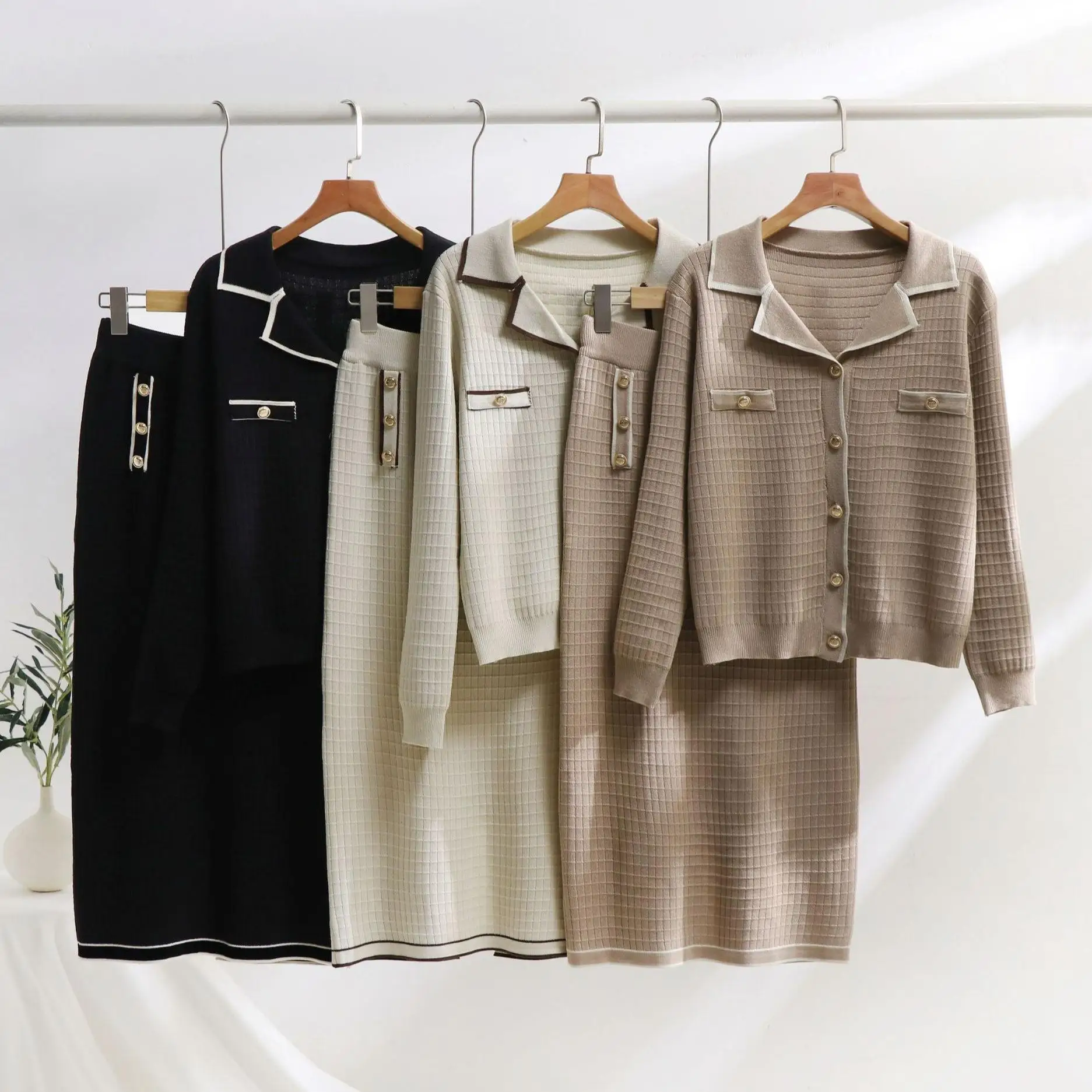 

Вязаный двухцветный комплект с юбкой Свитер Юбка Ele Sle Long Sve Color Summer Faion Женский комплект из двух предметов