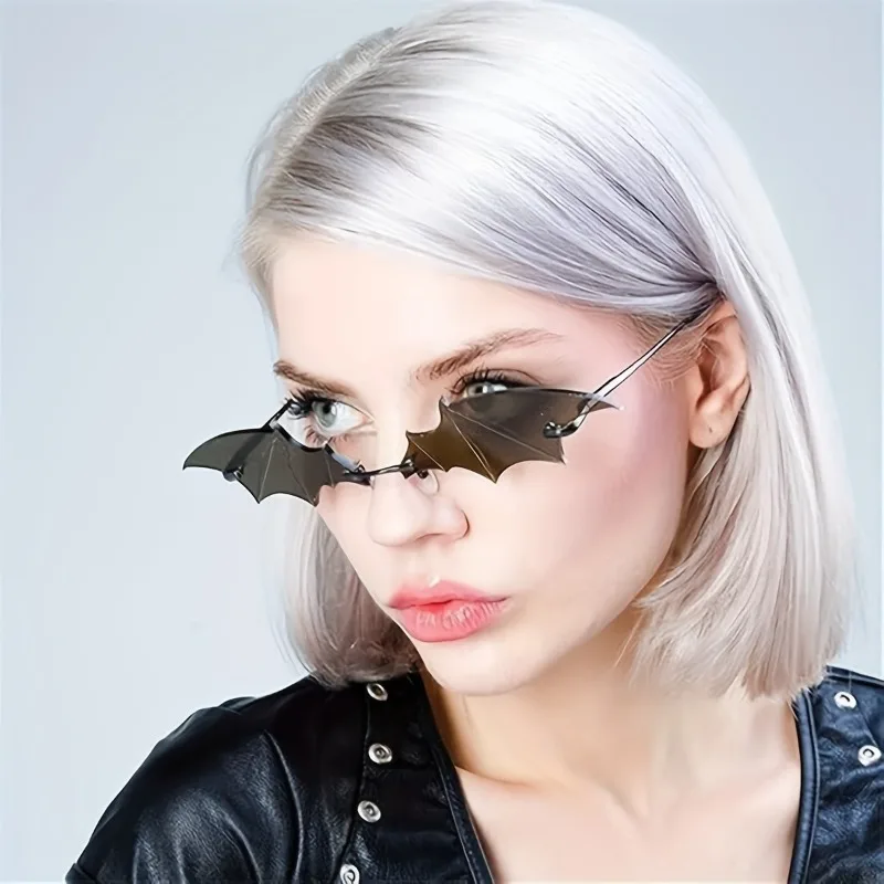 Modische Fledermausförmige Brillen für Damen und Herren, Trendige Brillen als Halloween-Party-Accessoires