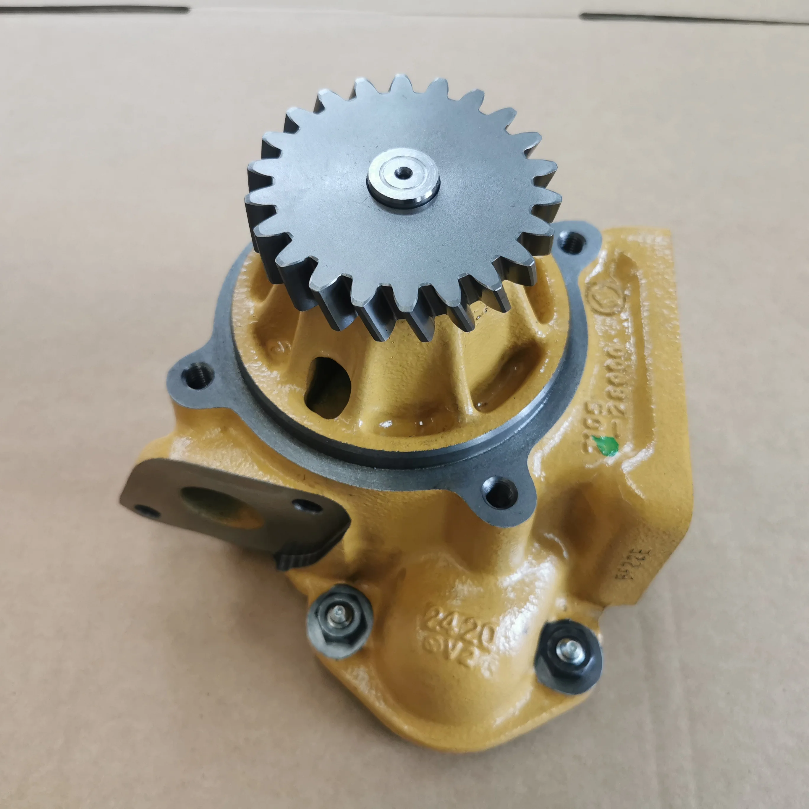 TLF 6154-61-1100 High Quality Excavator Parts Engine Water Pump for PC400-7 6D125