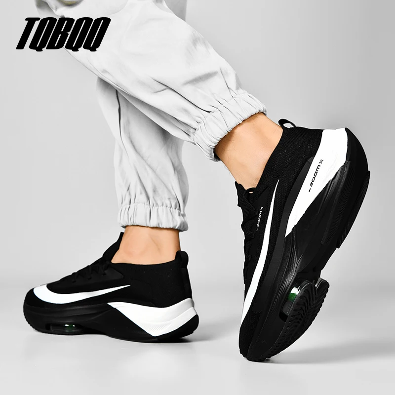 Professional Carbon Plate Running Shoes Ultra-Light Racing Shoes for Marathon Training High Energy Return Cushioning Men Women image 4