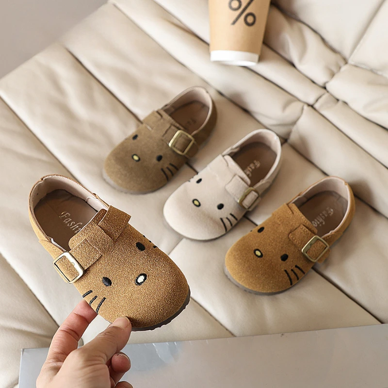 Cute Cat Bean Shoes for Girls Spring and Autumn 2025 New Collection Children's Fashion Versatile Soft soled Leather Shoes