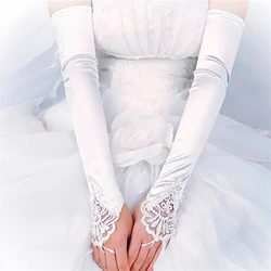 1 Pair White/Red/Black Bridal Gloves Elegant Short Paragraph Rhinestone White Lace Glove Beautiful Wedding Accessories