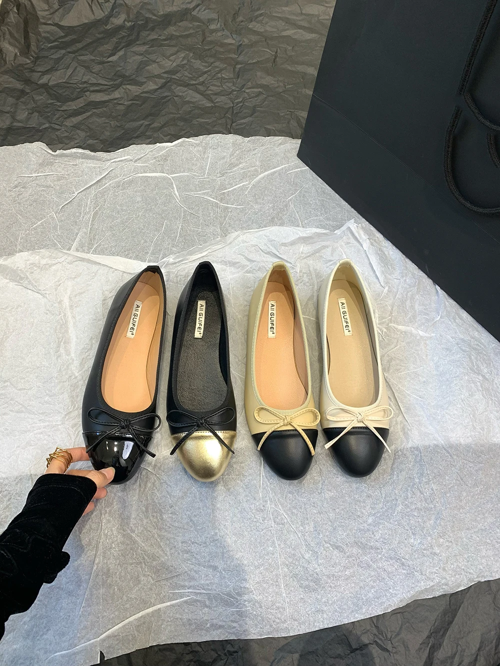 Round Toe Women Flats Loafers 2024 New Arrivals Bow Design Low Heeled Black Beige Yellow Dress Shoes Woman Fashion Ballet Loafer