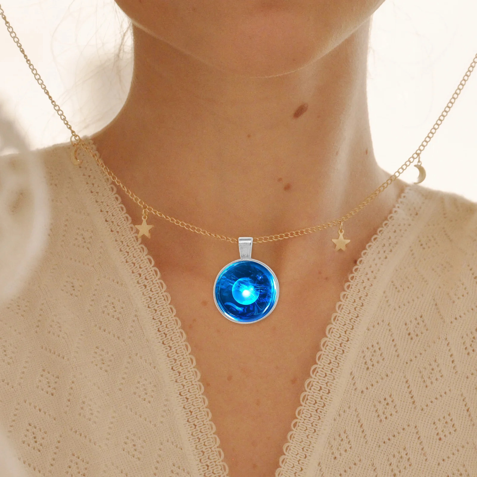 

40Pcs Flat Round Bezel Pendants DIY Jewelry Bezels Unique Gifts Craft Supplies Durable Resistant Longlasting Projects