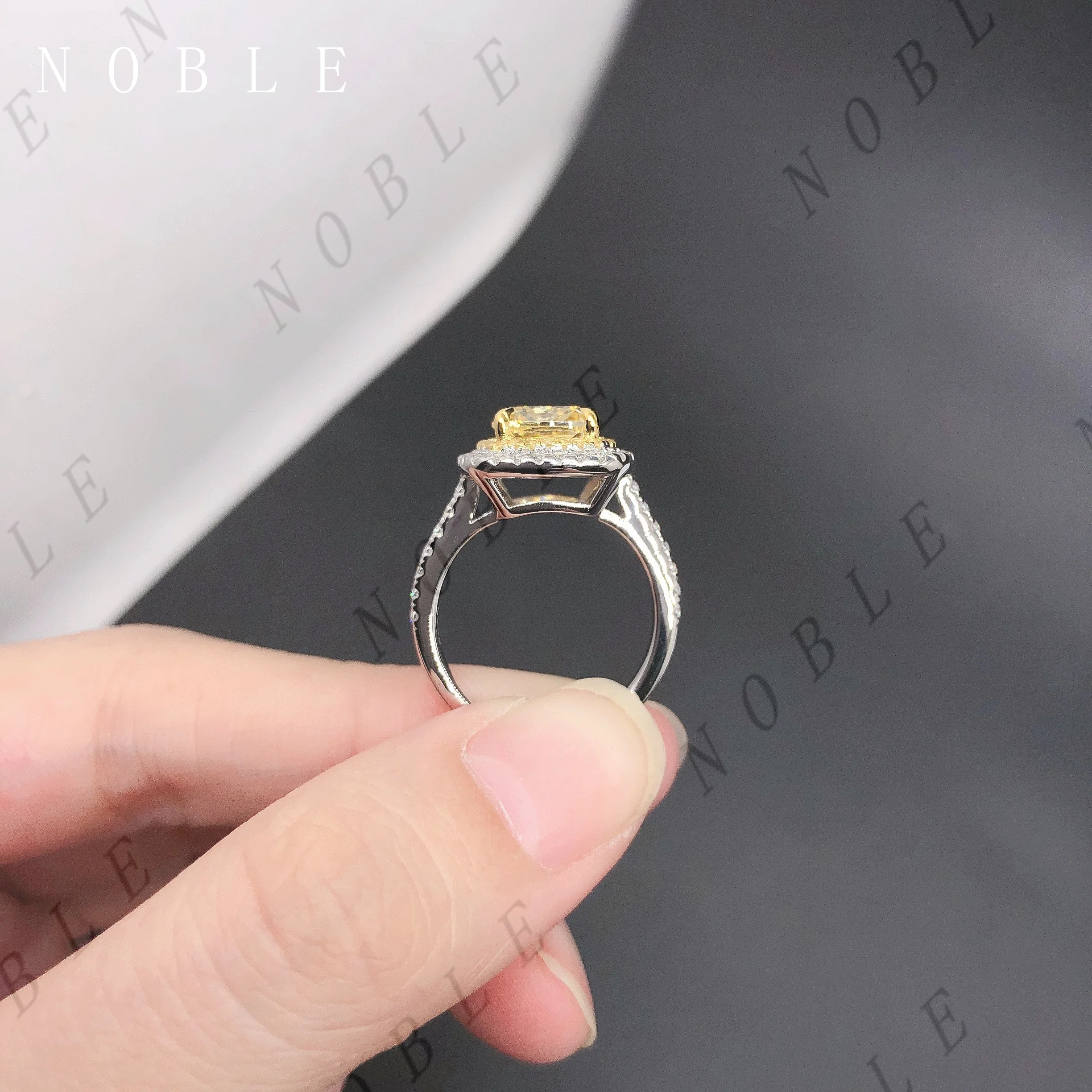 Echter Weißgold AU750 Ring 2,5 CT Strahlend geschliffener gelber Diamant Verlobungsringe für Frauen Schöner Jubiläumsring – Detail 6