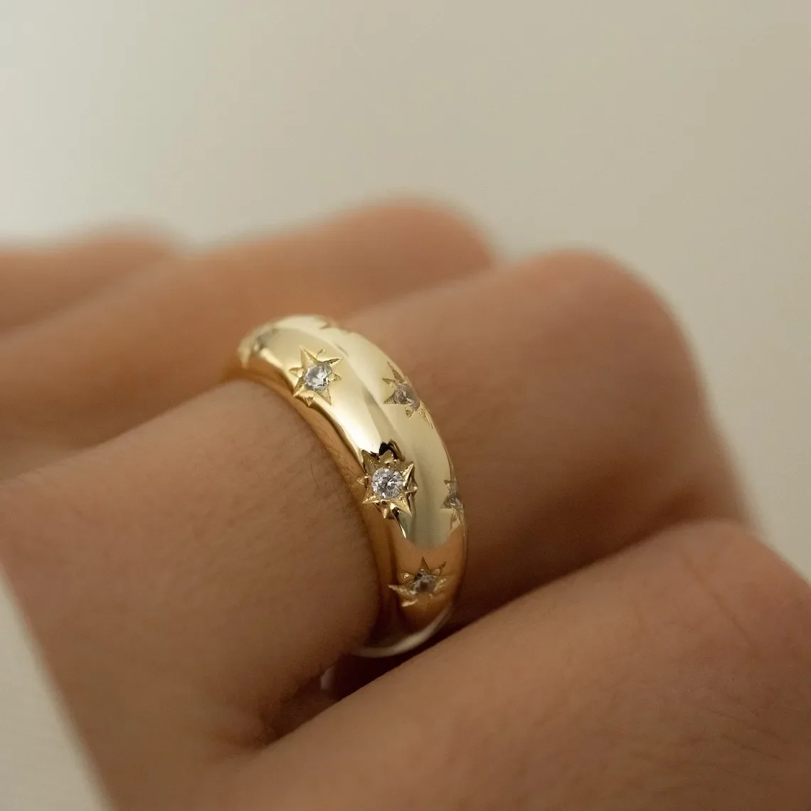 Perfect for Daily Wear & Romantic Gifts Available 925 Silver Jewelry Retro Simple Sparkling Star Design Ring