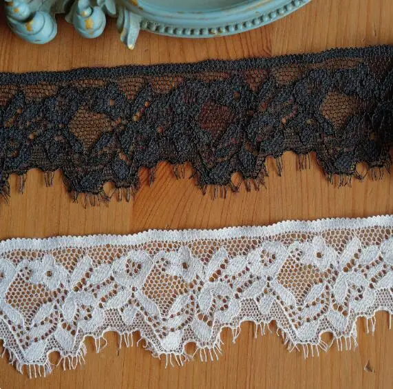 Width:4.5cm(1.77”inch)Unilateral eyelashes shape plum blossom pattern cotton embroidery Lace fashion lace DIY Sewing(KK-4745)