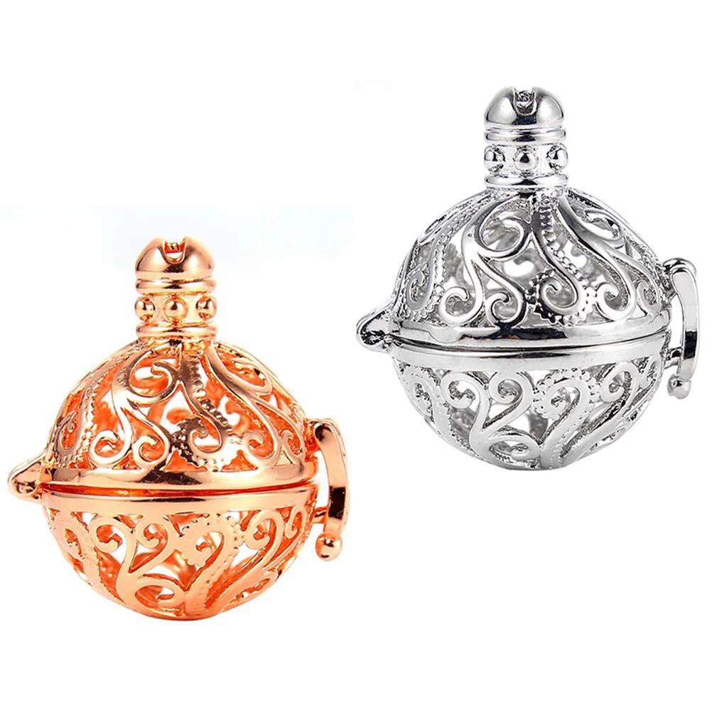 

2Pcs Aroma Oil Necklace Pendant Elegant Heart Shape DIY Hanging Jewelry Making Accessory Fashion Neck Decoration for Any