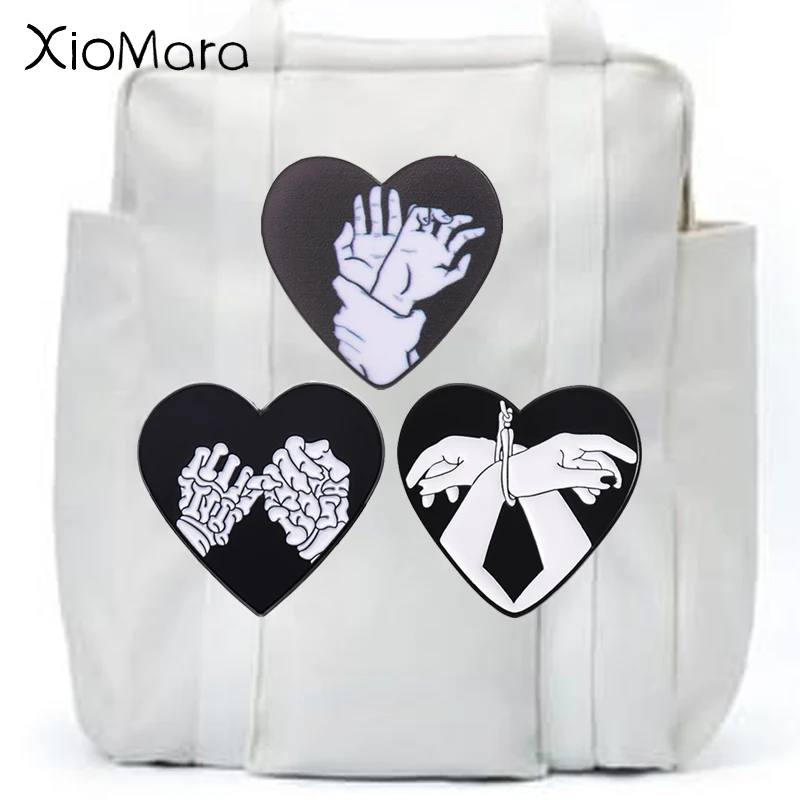 Overlapping Intertwined Hands Badge Surrealism Black Heart Skeleton Hand Gothic Enamel Pins Lapel Bags Brooch Jewelry Gifts