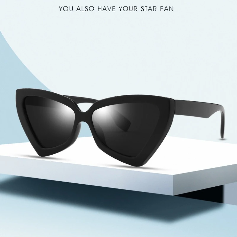 

Large Frame Cat Eye Sunglasses Female Neutral Models UV Protection Street Shooting Retro Glasses Travel Oversized Sun Glasses