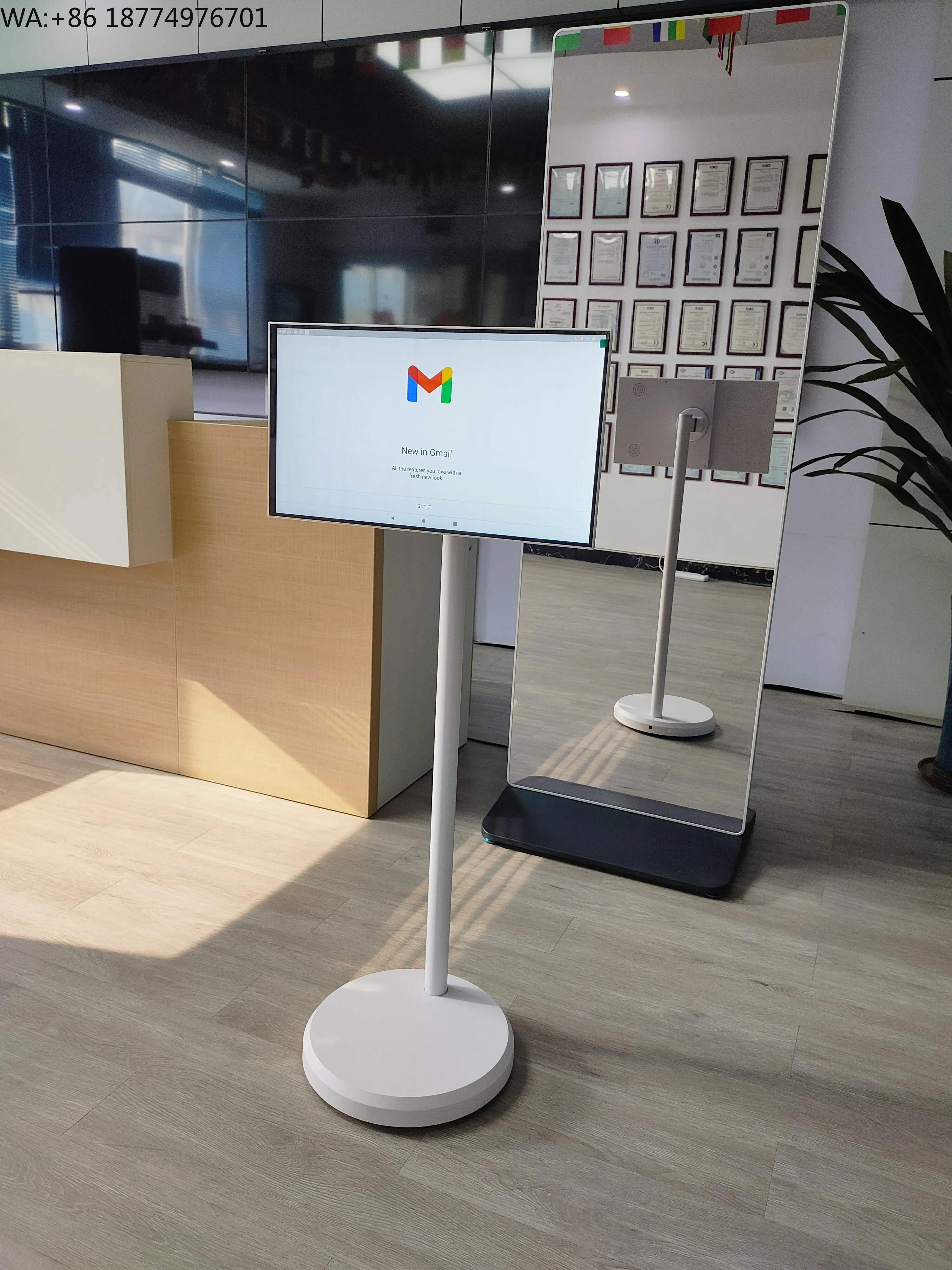 21.5 Inch Smart Por…