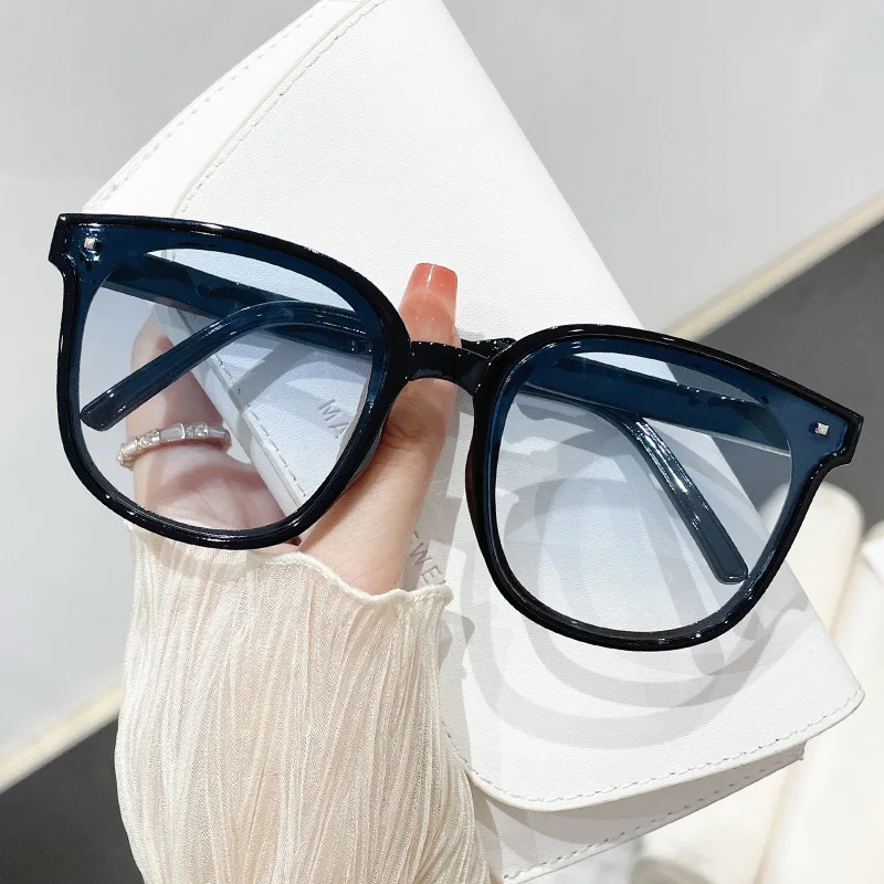 

Folding Square Sunglasses Unisex Outdoor Brand Designer Glasses Portable UV Protection Sun Glasses Trendy Large Frame Eyewear