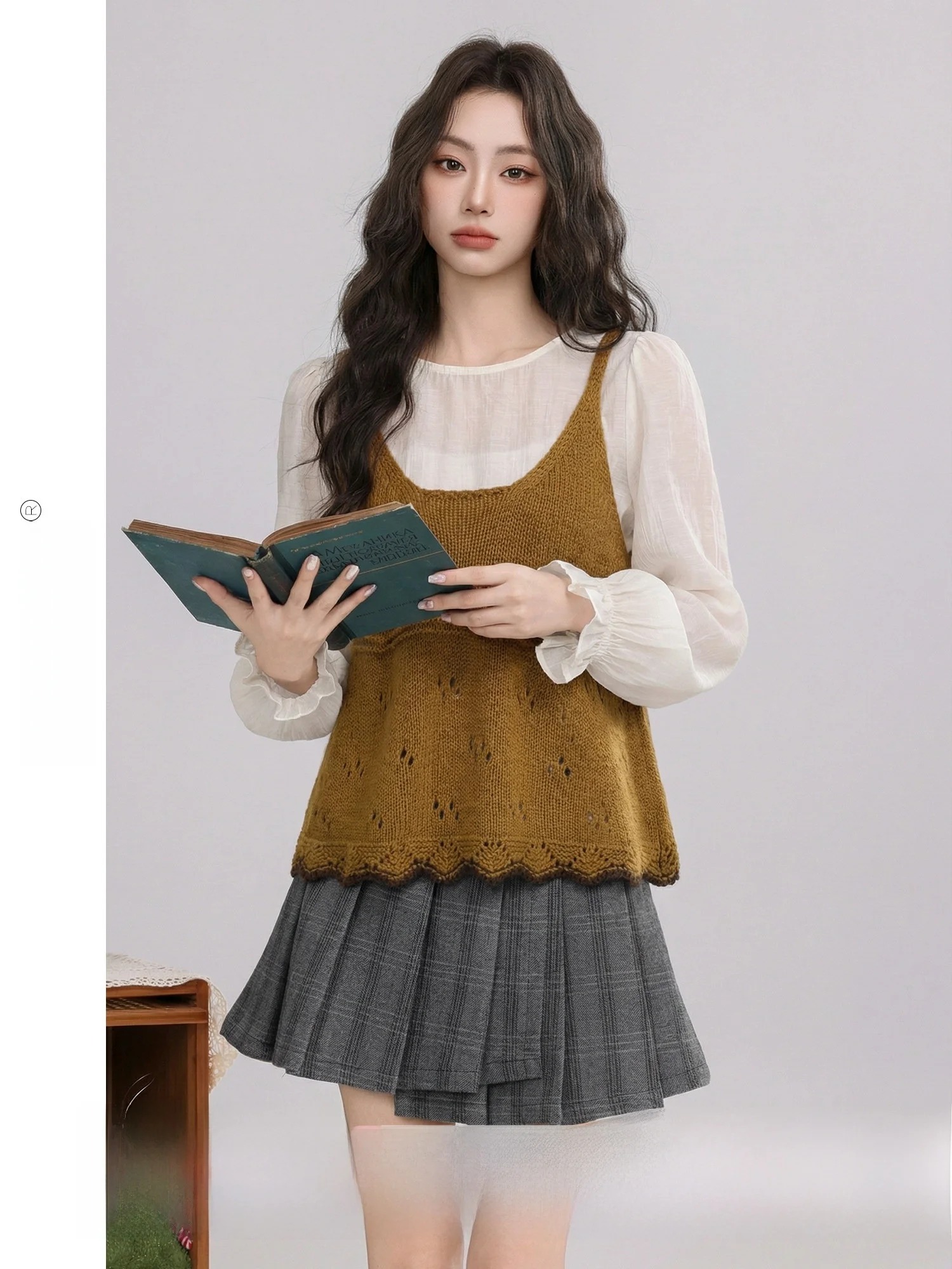 

Retro round Neck Knitted Vest Set Women's Fashion Spring New Arrival Two-Piece Suit Casual Wear Straight Cut Long Sleeve