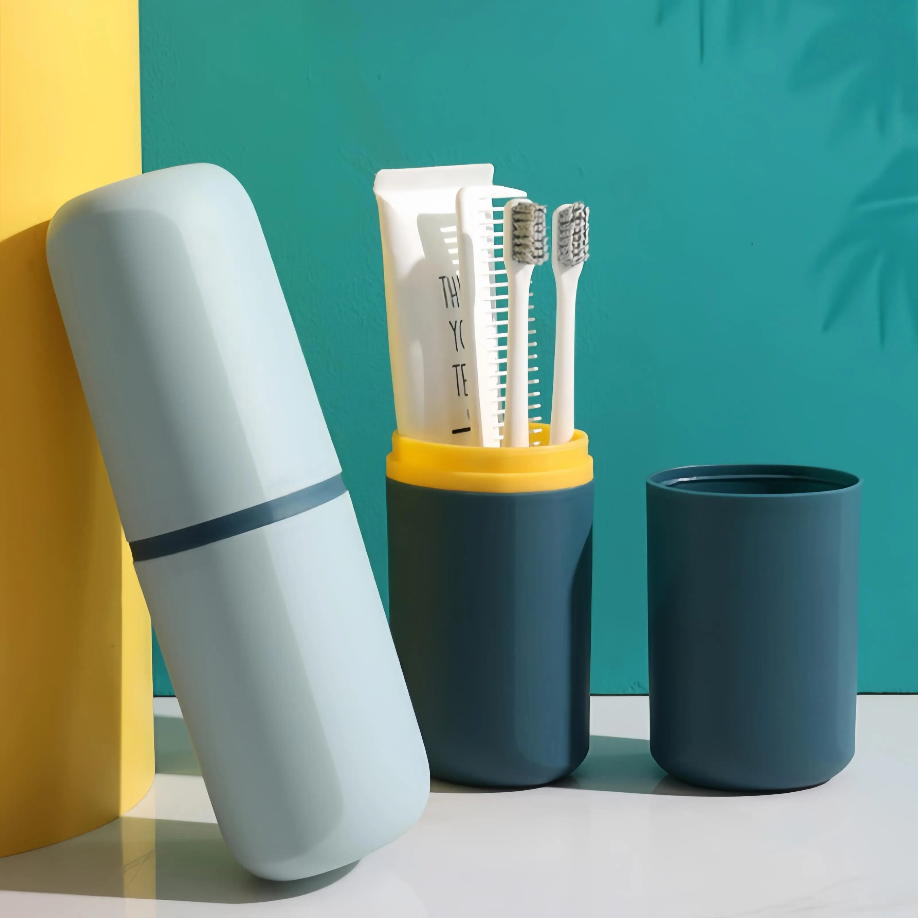 

Portable Travel Dustproof Toothbrush Cup Sealable Storage Box Simple Design Toothbrush Holder Convenient Carry-On Organizer