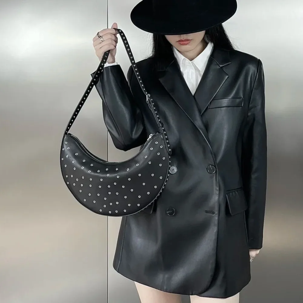 

Rivet Crescent Bag, Genuine Leather Shoulder Niche Design Feeling, Underarm Women's High-end Feeling, Unique and Fashionable