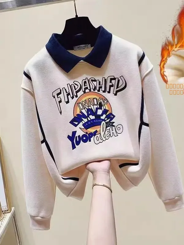 スタイリッシュなルーズレディーススウェットシャツ甘い襟裏地なし秋冬ファッションプリントトップコートトレンディな耳カバー韓国版