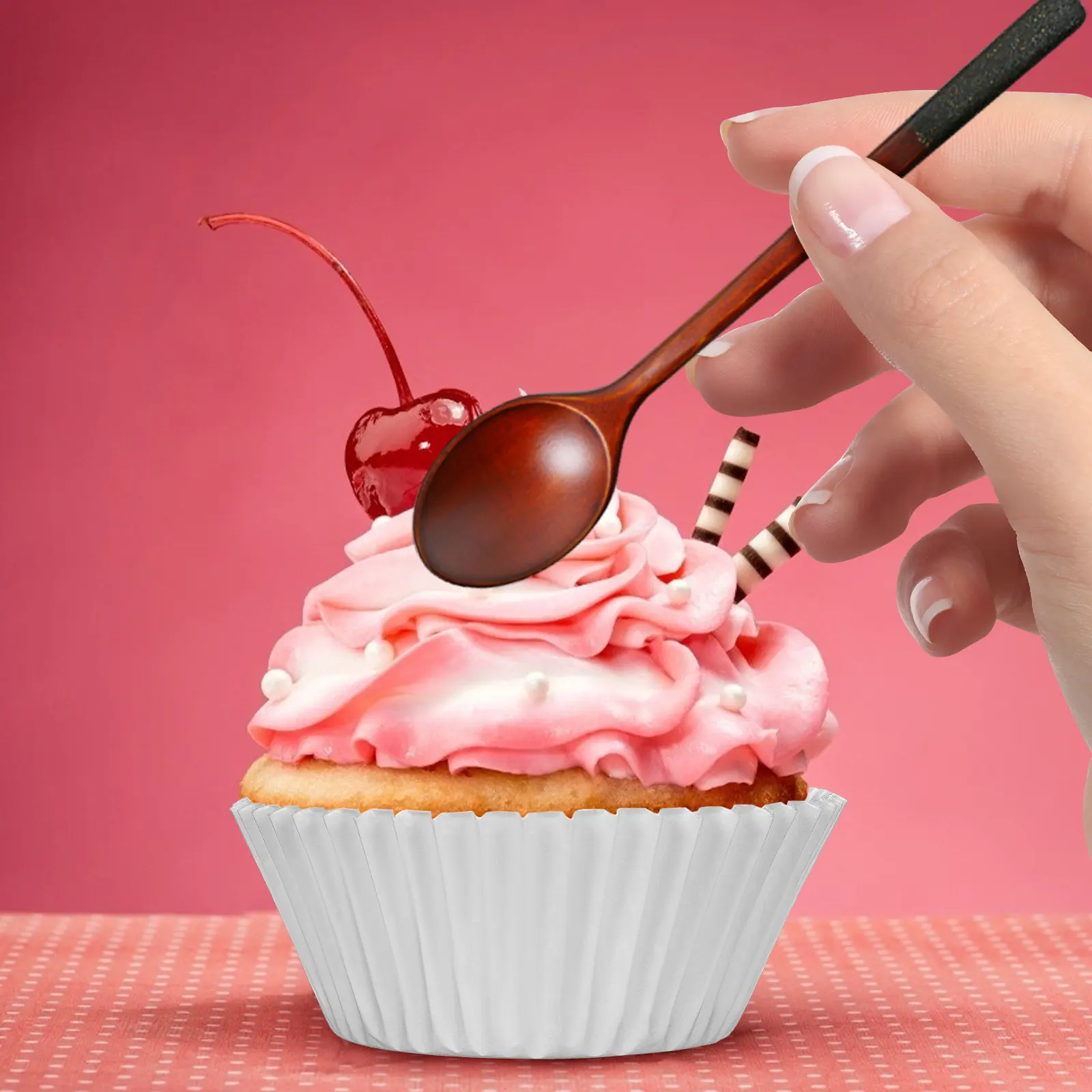 500Pcs Cupcake Liners Paper Baking Cups Oil-Resistant Mini Cupcake Liners for Wedding Muffin Baking Dessert Cups