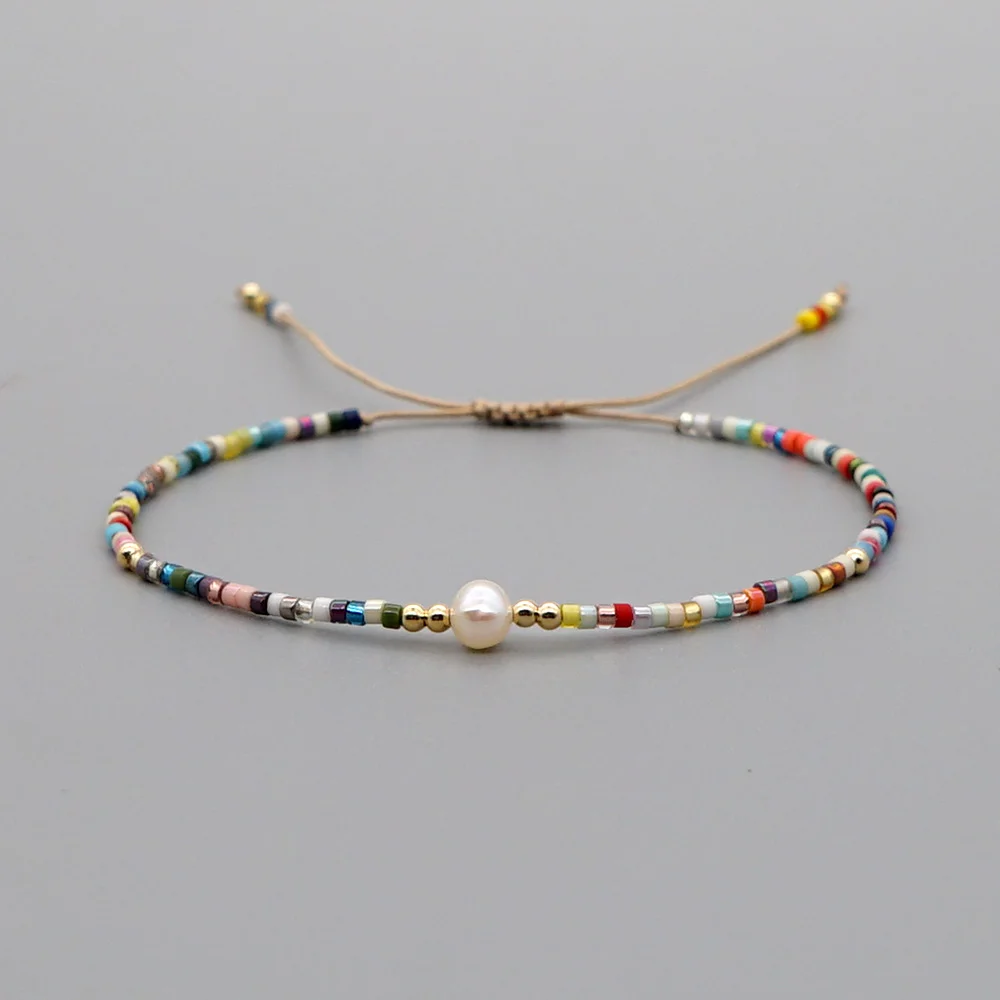 Miyuki-Perlenarmband für Frauen, eleganter, zierlicher Perlenschmuck, Boho-Sommer-Strand, stapelbare Armbänder, Geschenk für Sie – Detail 4
