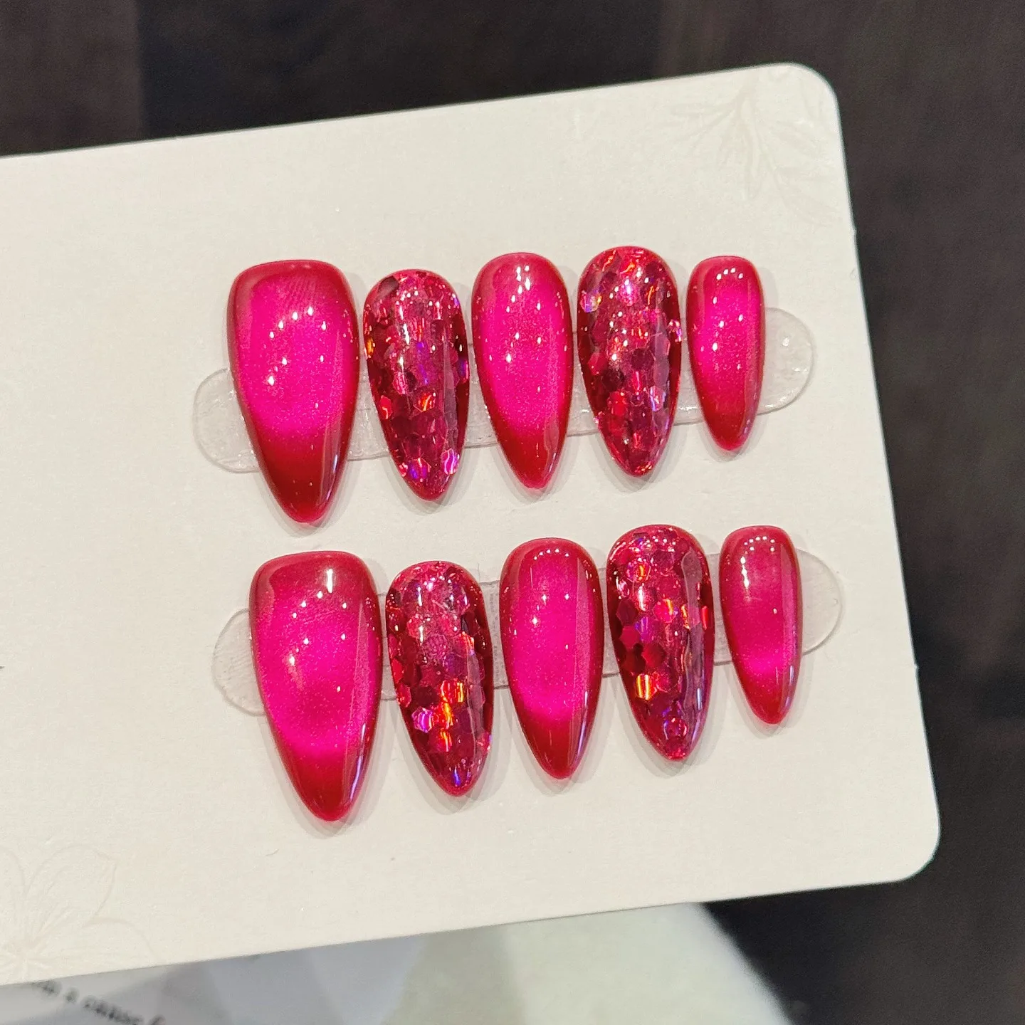 

10PCS Almond Handmade Press On Nails,Rose Ruby Cat's Eye is simple,Suitable For Festivals Parties And Daily Wear.