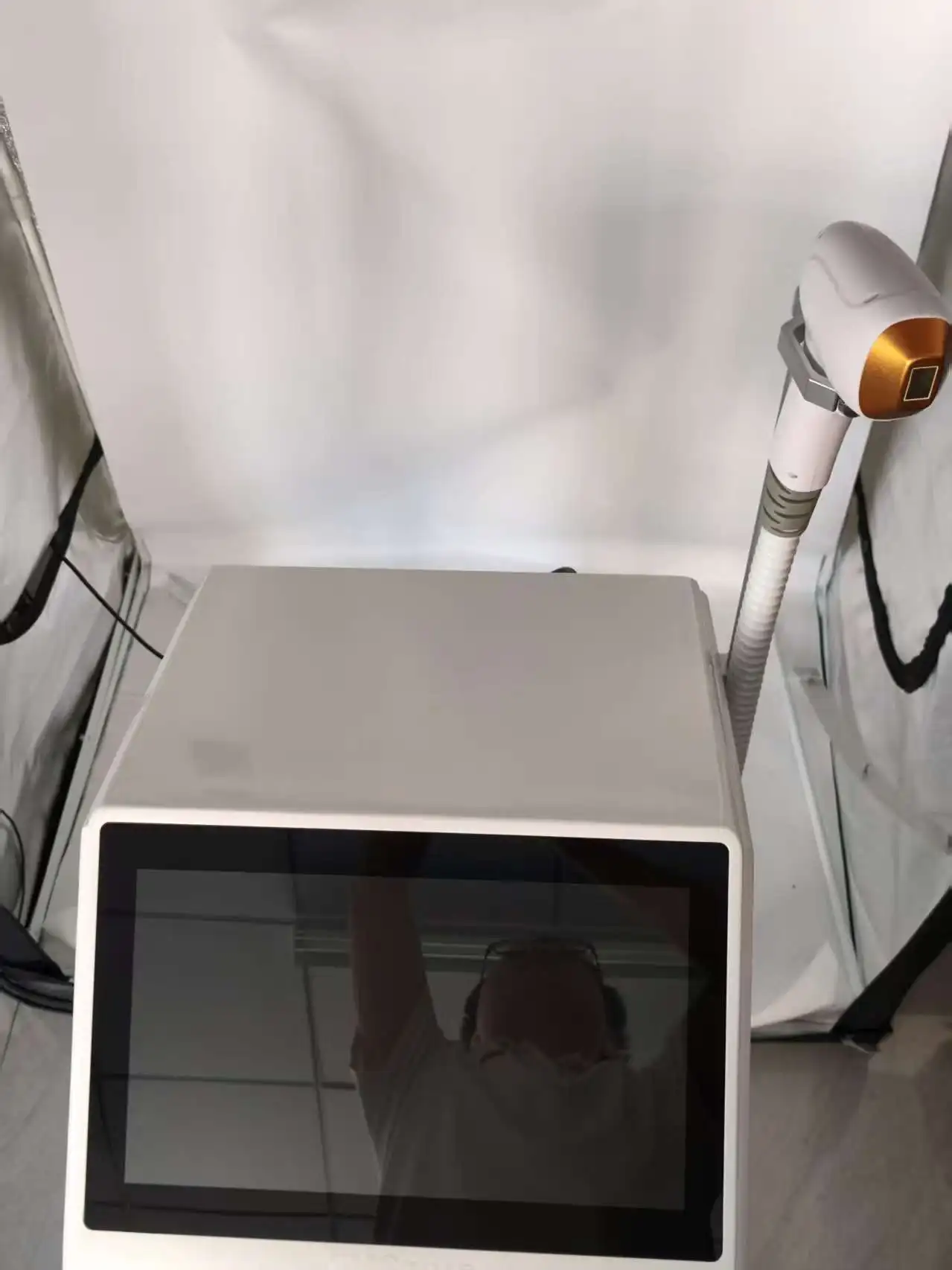 

НОВЫЙ диодный лазер 2000 Вт для удаления волос 755 808 1064 нм диодный лазер 3 длины волны безболезненное удаление волос косметическое оборудование