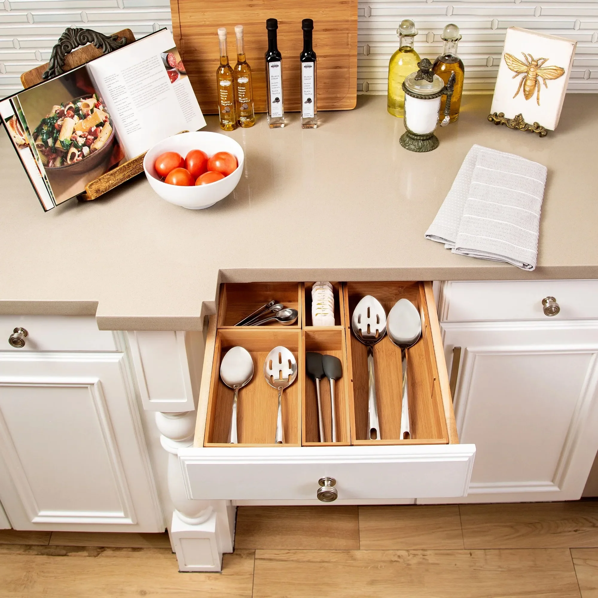 ชุดกล่องเก็บของไม้ไผ่ 5 ชิ้น พร้อมตัวแบ่งช่อง สำหรับจัดระเบียบอุปกรณ์ครัว อุปกรณ์สำนักงาน เครื่องสำอาง และของใช้ในครัว