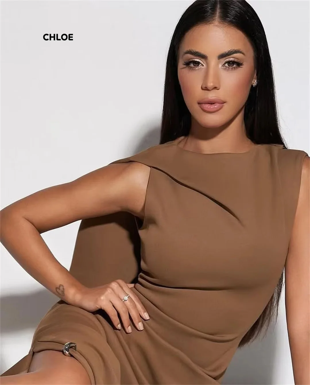 Schulterfreie, luxuriöse Damen-Abendkleider, elegante Partykleider für Damen, 2025, runder Kragen, Fischschwanz, ärmelloses Galakleid