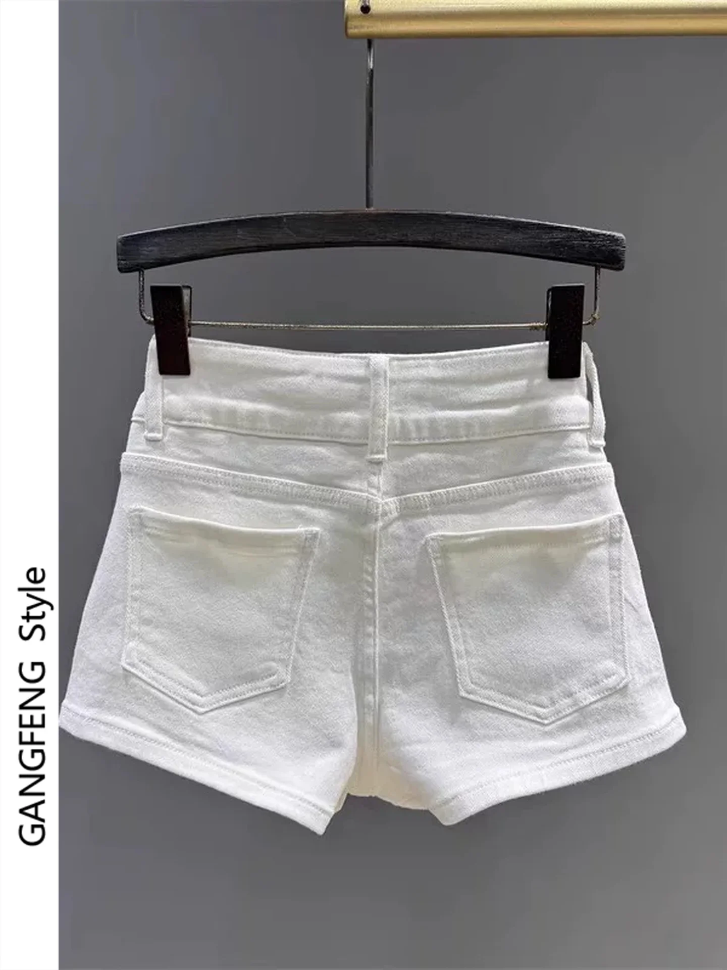 White Double Buckle Design Denim Shorts Women Sexy American Hot Girl Sexy Tight High Waist Slim A-Line Wide Leg Hot Pants