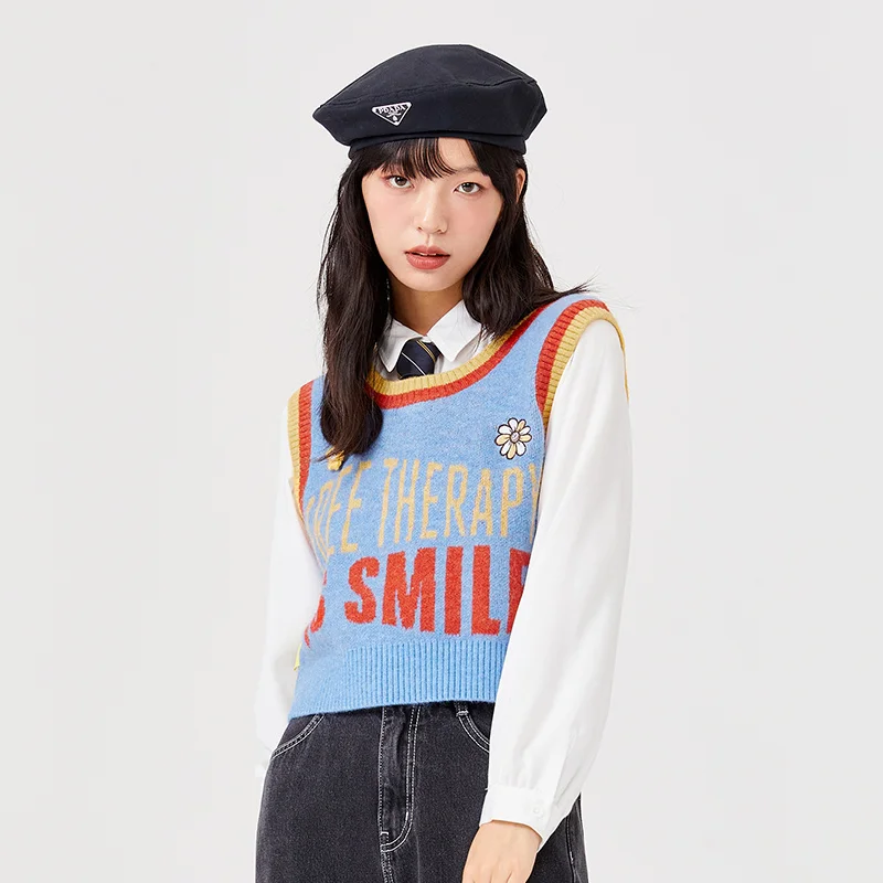 Semir Knitted Vest Women Short Niche Vitality Contrasted Color Retro Top Spring and Autumn Reversible Sweater