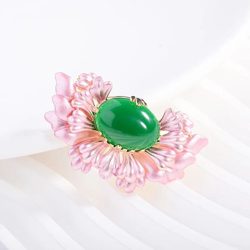 Chinese style temperament, Begonia flower heavy industry brooch, luxurious enamel emerald high-end brooch, suit clip