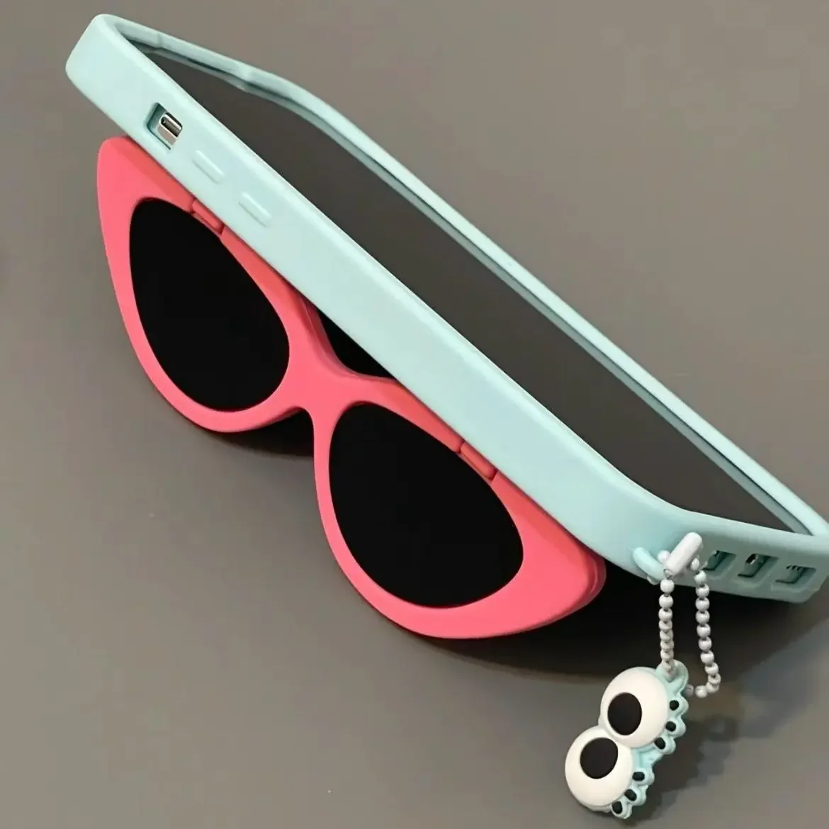 

funny sunglasses holder suitable for iPhone 15/13 pro max phone case iPhone 14 pro soft 12 new cute and strange phone case