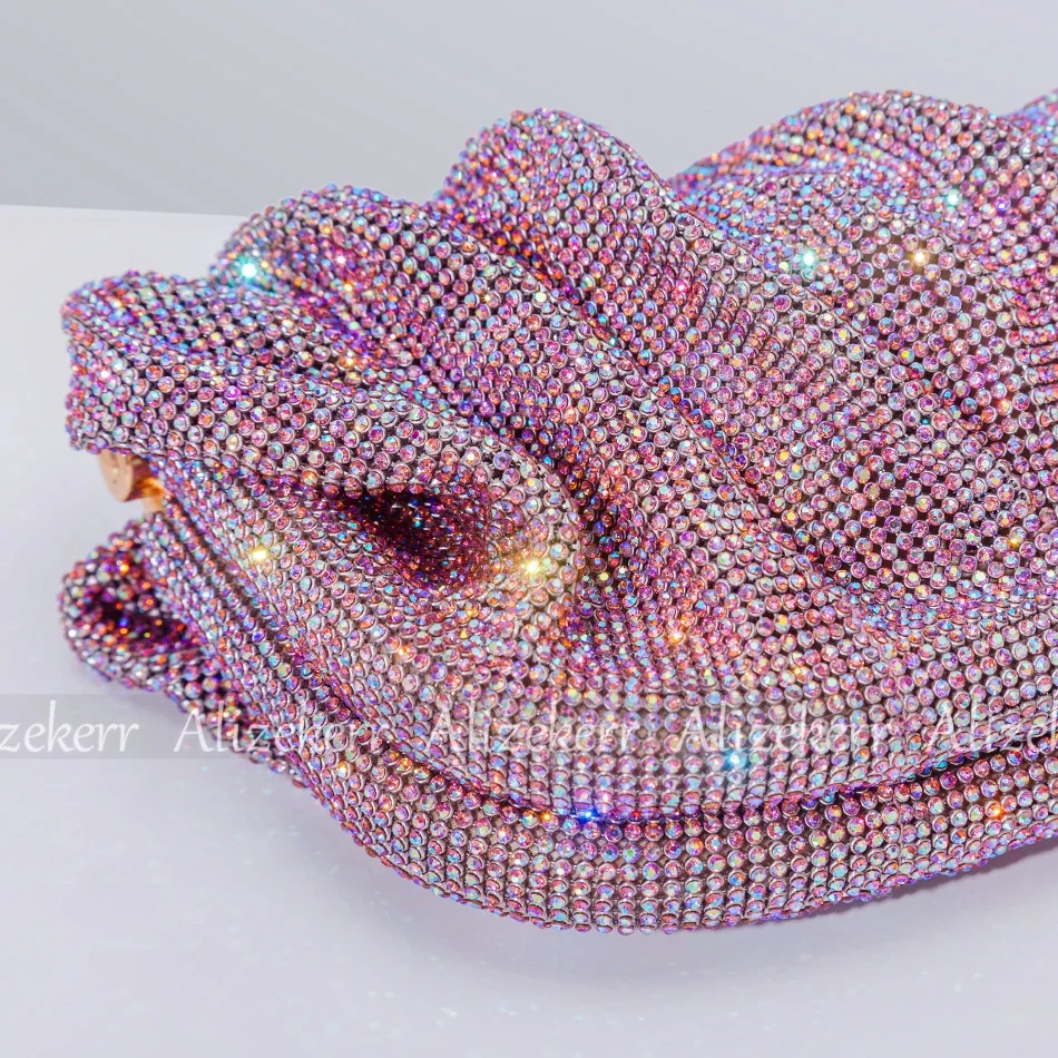 Bolsos de mano de noche con diamantes de imitación brillantes para mujer, carteras con Clip de cristal, pliegues, diseñador de lujo, fiesta de boda,