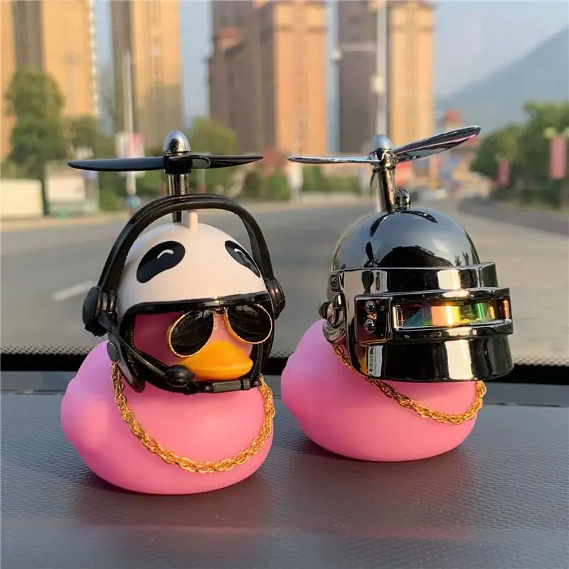 1PC Bike Car Cute Pink Rubber Squeeze Duck with Propeller Helmet Motorcycle Decoration Auto Bicycle Bell Ducks Decor Ornament