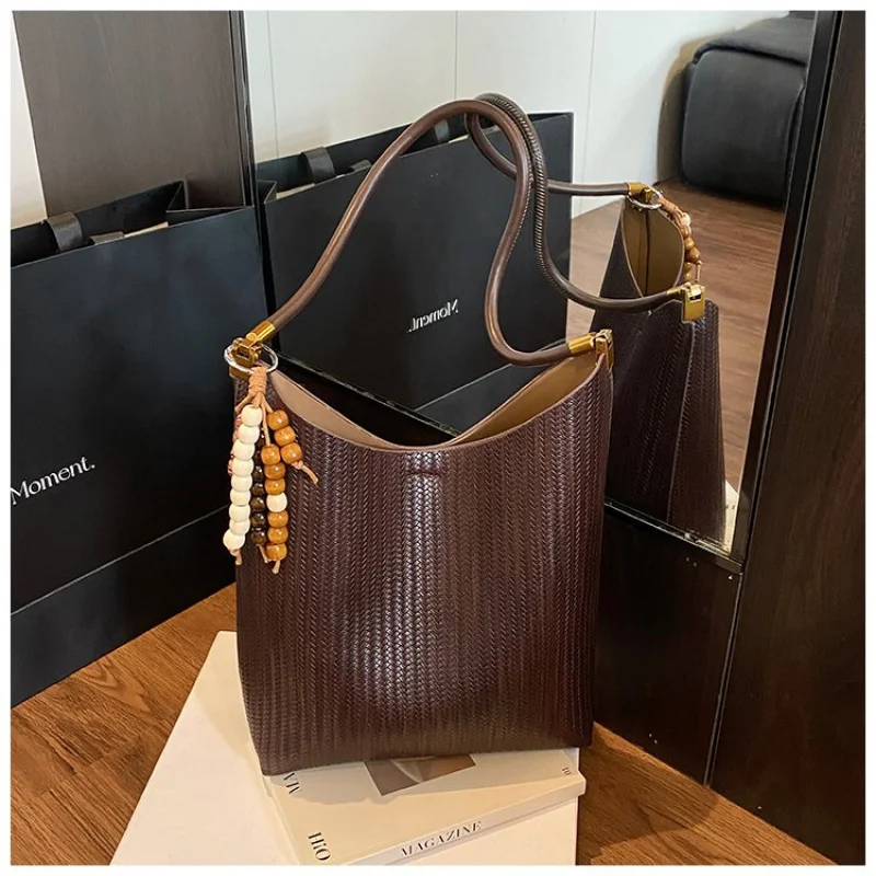 

Роскошная женская сумка-мессенджер, изготовленная из кожи с рисунком жасмина, стрибущая в Париже, повседневная, винтажная, просторная, в повседневном стиле ​