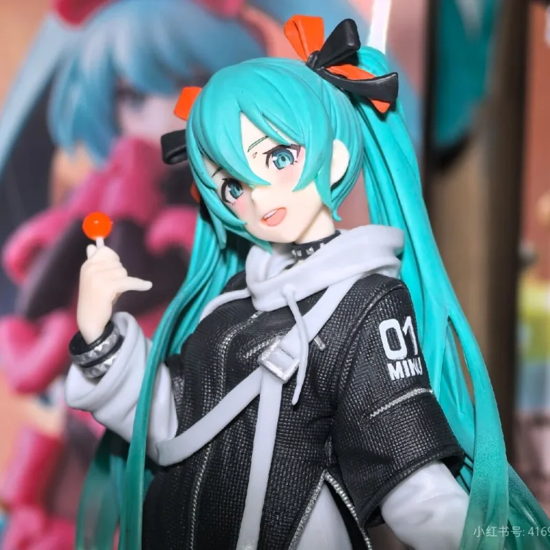 original-taito-fashion-vocaloid-hatsune-miku-anime-figure-punk-future-collection-desktop-decoration-model-toys-christmas-gifts